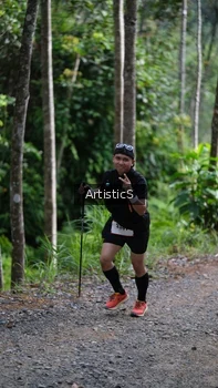 Runner Photo 2449682