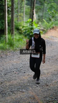 Runner Photo 2449885