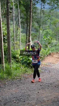 Runner Photo 2449915