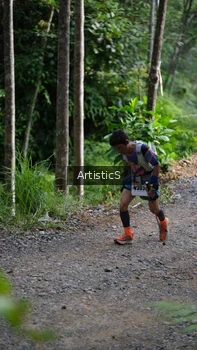 Runner Photo 2449982
