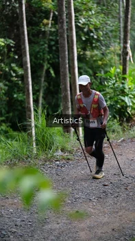 Runner Photo 2450086