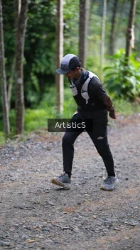 Runner Photo 2450230