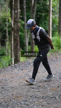 Runner Photo 2450252