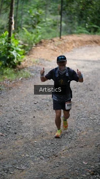 Runner Photo 2450262
