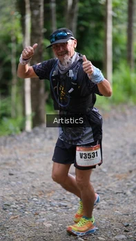 Runner Photo 2450318