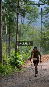 Runner Photo 2450421