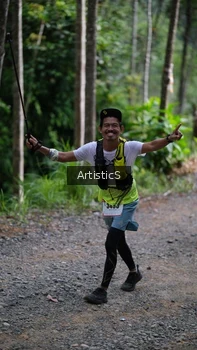 Runner Photo 2450487