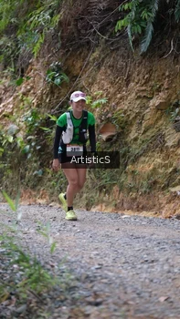 Runner Photo 2450648