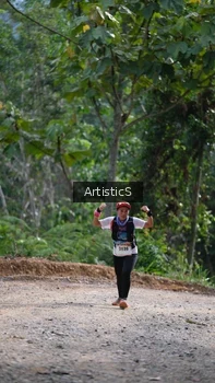 Runner Photo 2450727