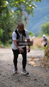Runner Photo 2450850