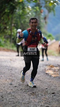 Runner Photo 2450924