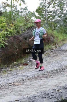 Runner Photo 2459007