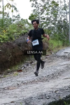 Runner Photo 2459068