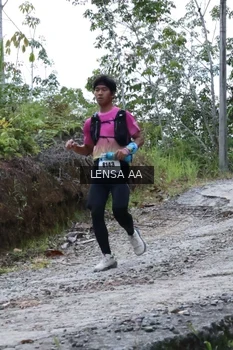 Runner Photo 2459184