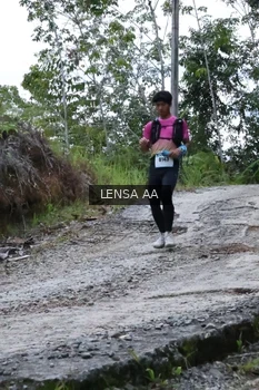 Runner Photo 2459187