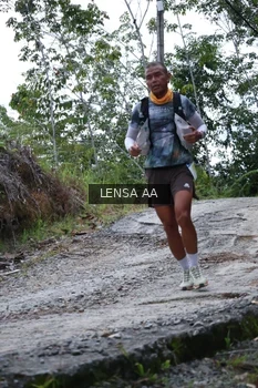Runner Photo 2459242