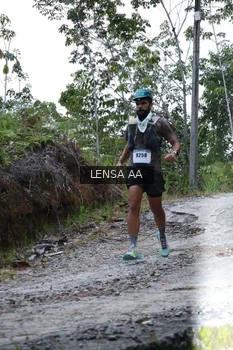 Runner Photo 2459302