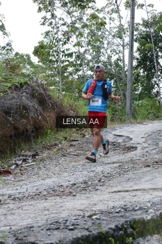 Runner Photo 2459349