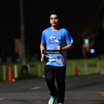 Runner Photo 2463112