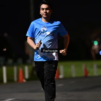 Runner Photo 2463116