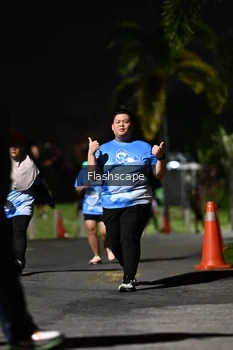 Runner Photo 2463480