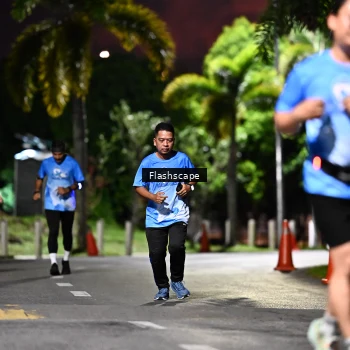 Runner Photo 2463921