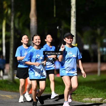 Runner Photo 2464885