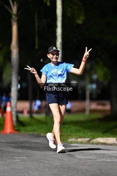 Runner Photo 2464935