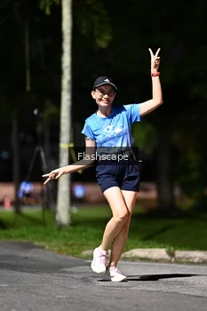 Runner Photo 2464941
