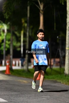 Runner Photo 2464995
