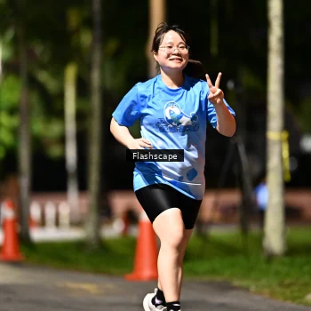 Runner Photo 2468158