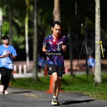Runner Photo 2468218