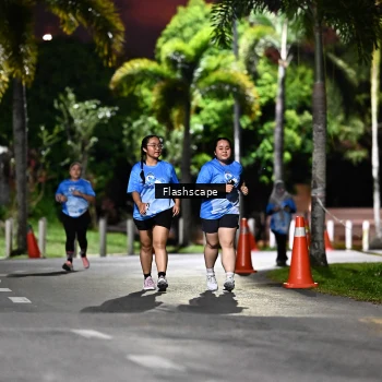 Runner Photo 2468981