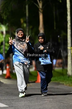 Runner Photo 2469395