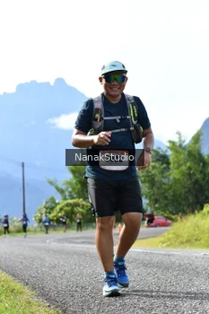 Runner Photo 2472144