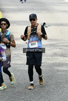 Runner Photo 2477453