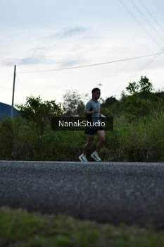 Runner Photo 2478459