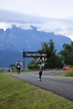 Runner Photo 2478500