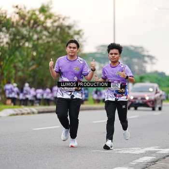Runner Photo 2484143