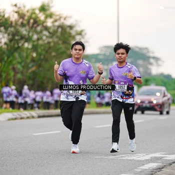 Runner Photo 2484154