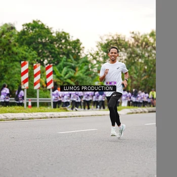 Runner Photo 2484573