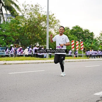 Runner Photo 2484669