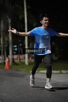 Runner Photo 2487452