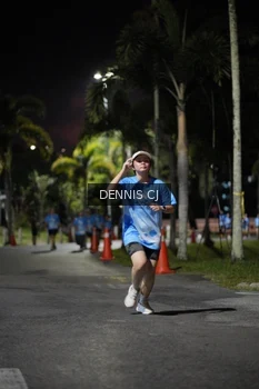 Runner Photo 2488599