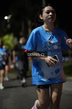 Runner Photo 2488696