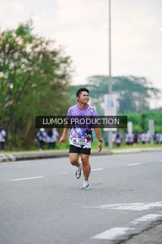 Runner Photo 2490410