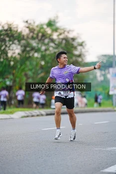 Runner Photo 2490429