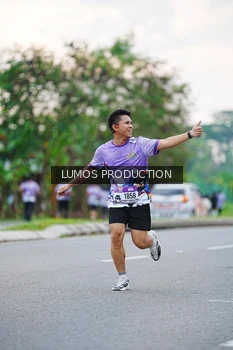 Runner Photo 2490437
