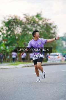 Runner Photo 2490443