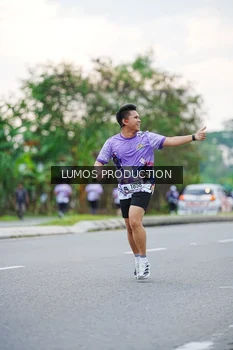 Runner Photo 2490451